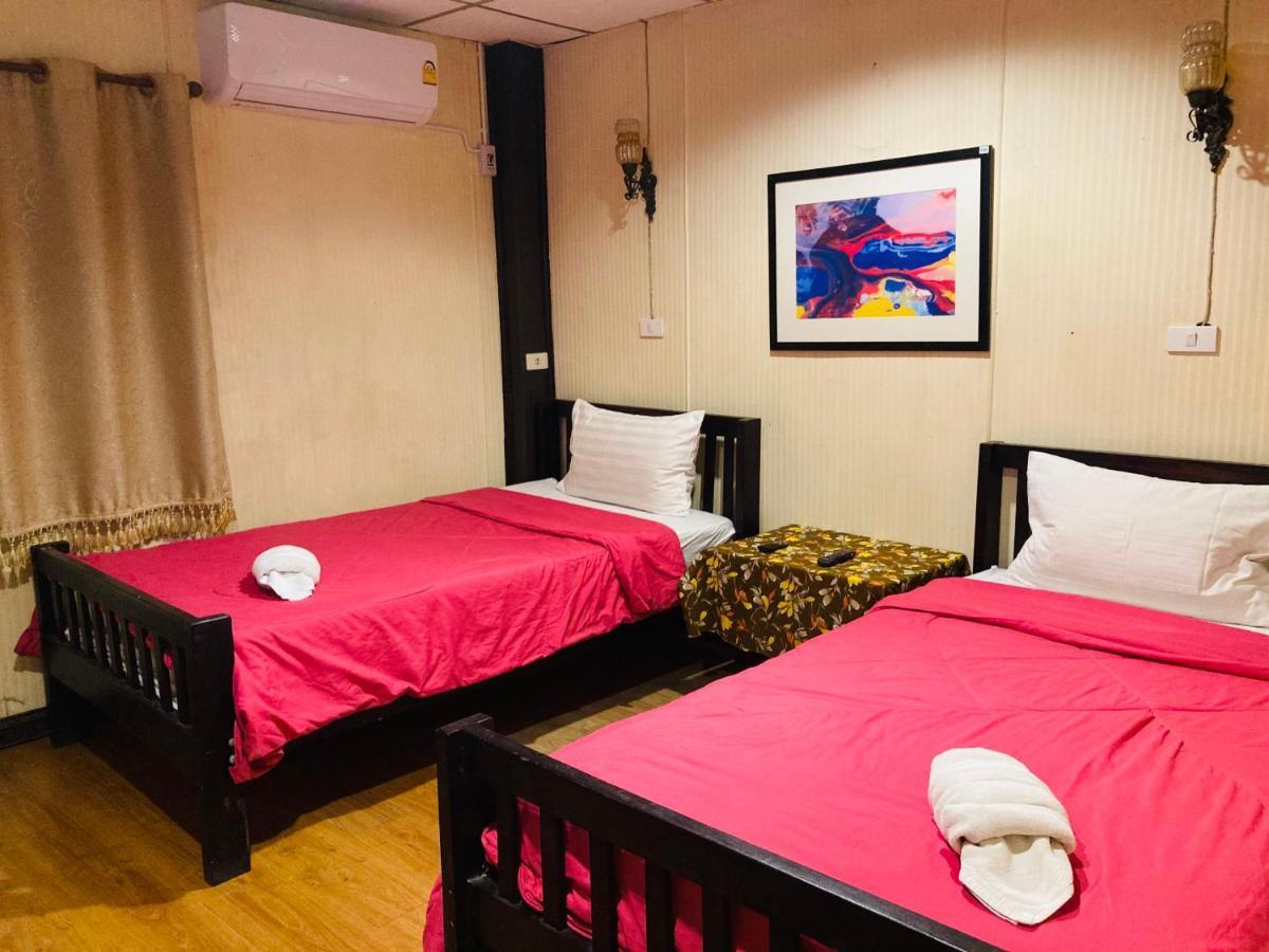 Noom Guesthouse Lopburi Kültér fotó