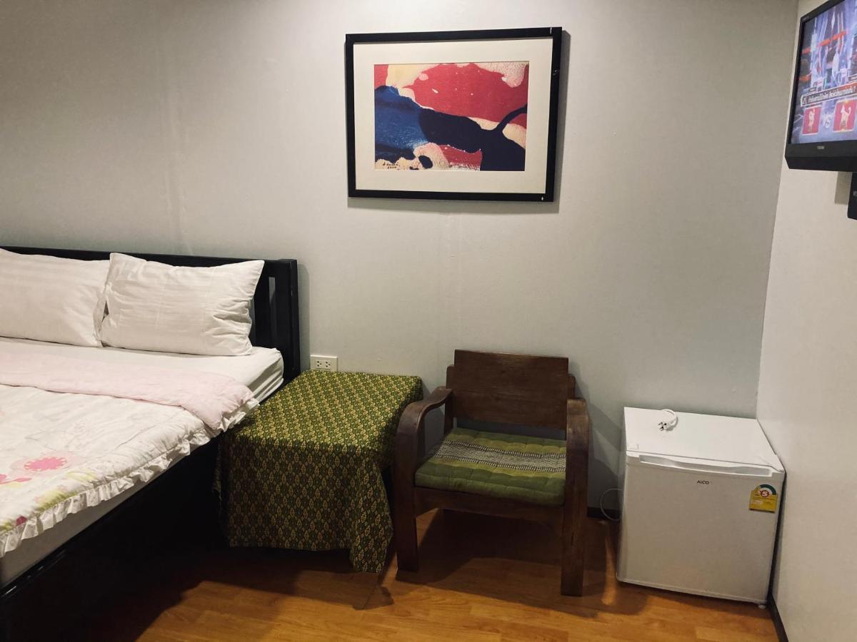 Noom Guesthouse Lopburi Kültér fotó