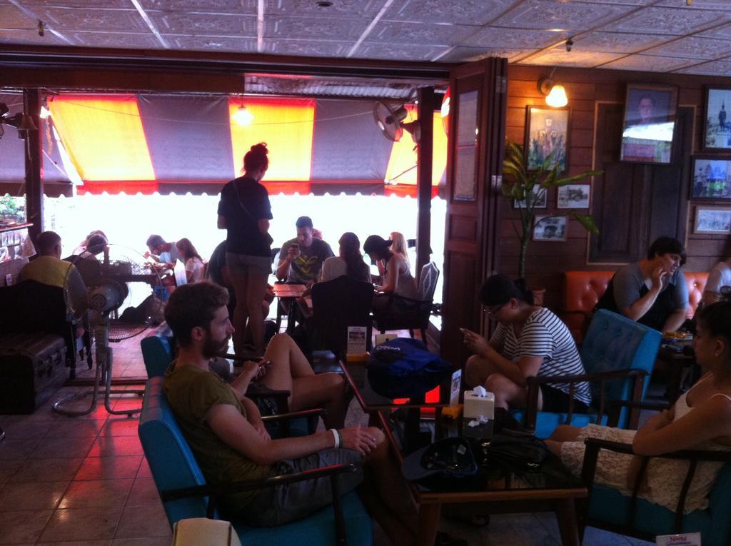 Noom Guesthouse Lopburi Kültér fotó